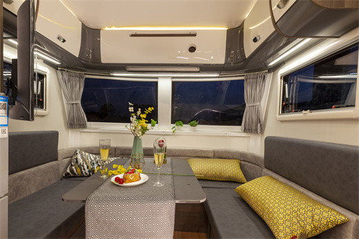 Electric Camper Van RV Motorhome Travel Camper Vans Family Camper Van