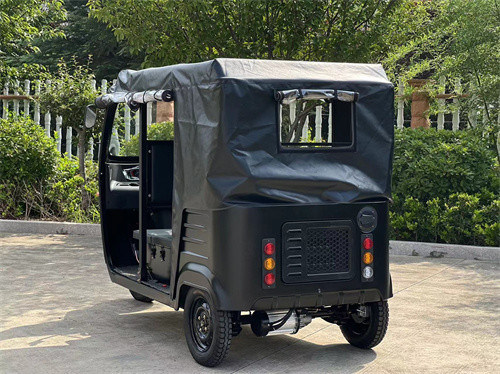 Mini Convenient Caravan Electric Passenger Tricycle 1500W - 3000W Motor